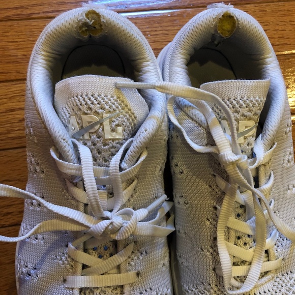 White APL Tech Loom Pro women’s sneakers size 6.5 - Picture 5 of 9